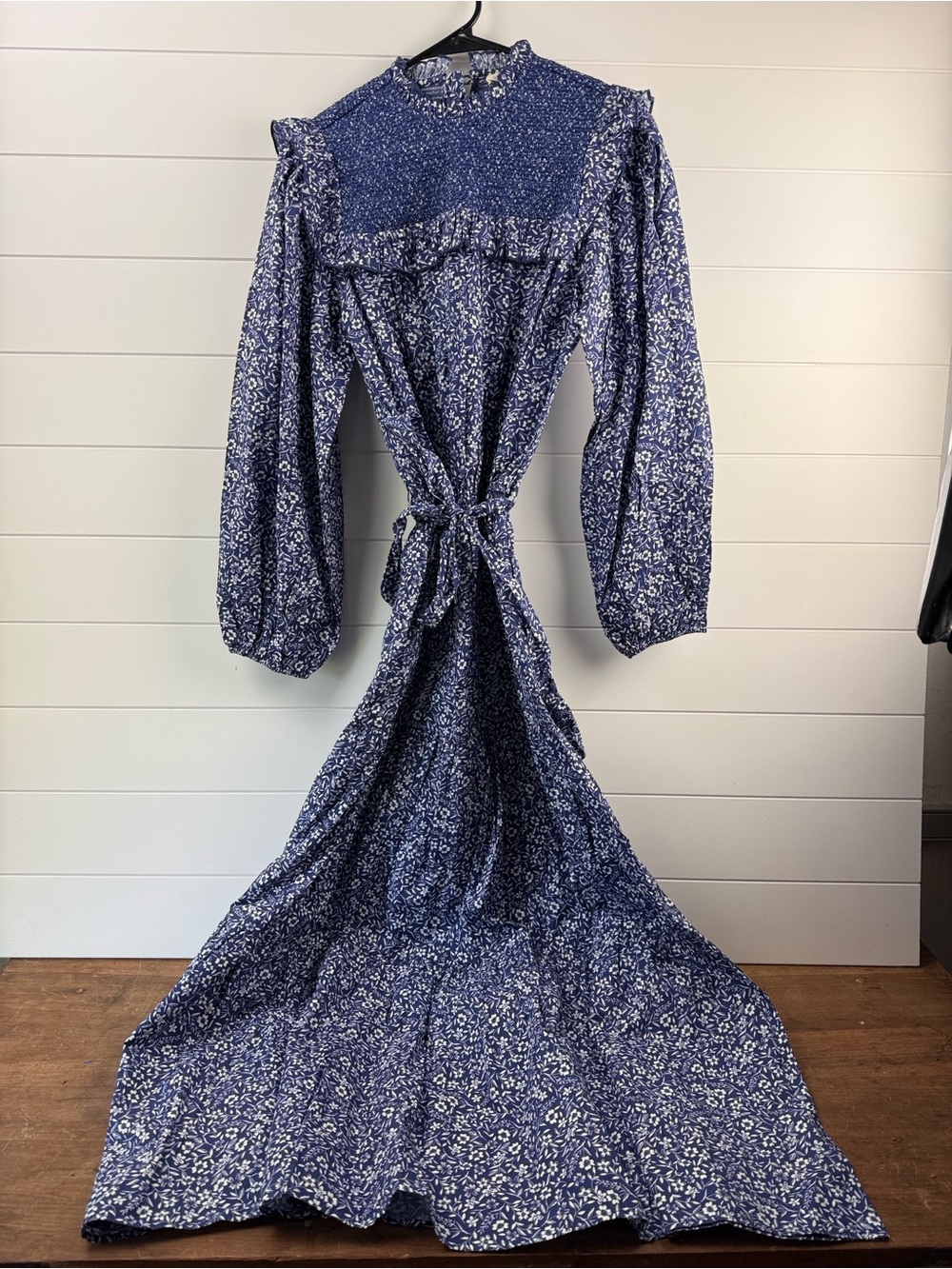 Sonmer Alice maxi dress midnight floral smocked prairie cottage size small blue